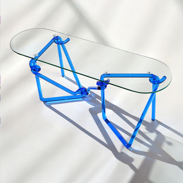 In space we truss